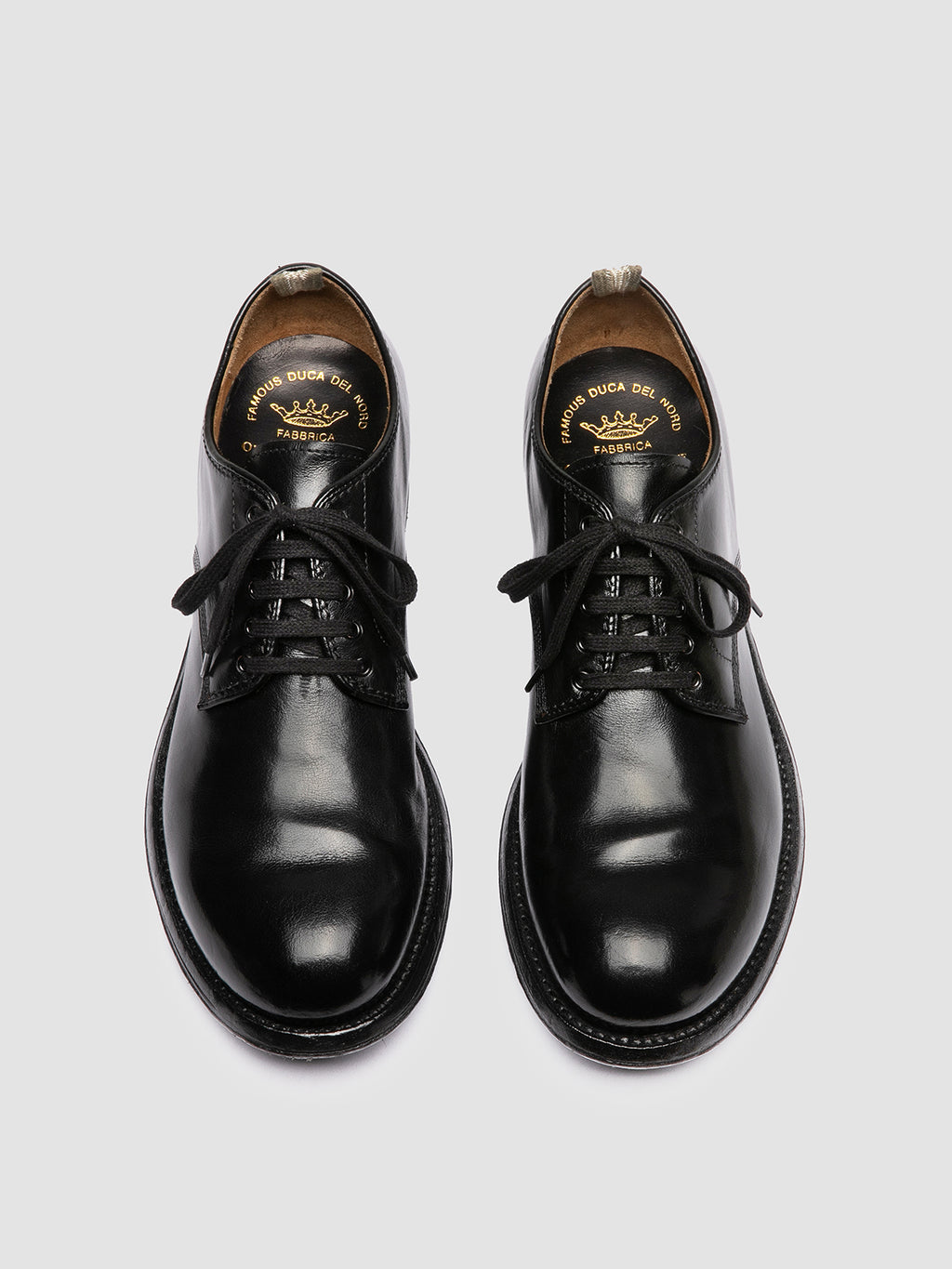 ADMIRAL 007 - Derby in Pelle Nera