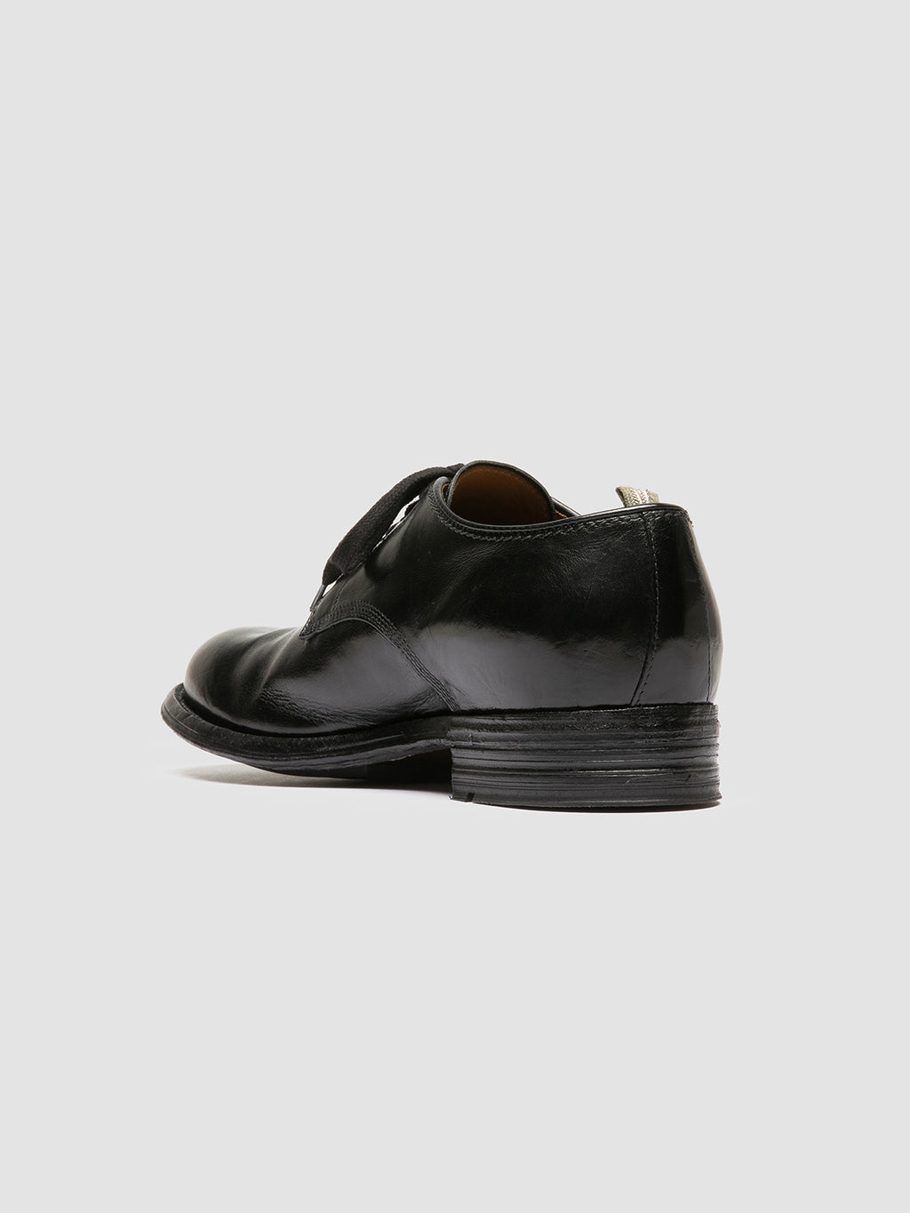 ADMIRAL 007 - Derby in Pelle Nera