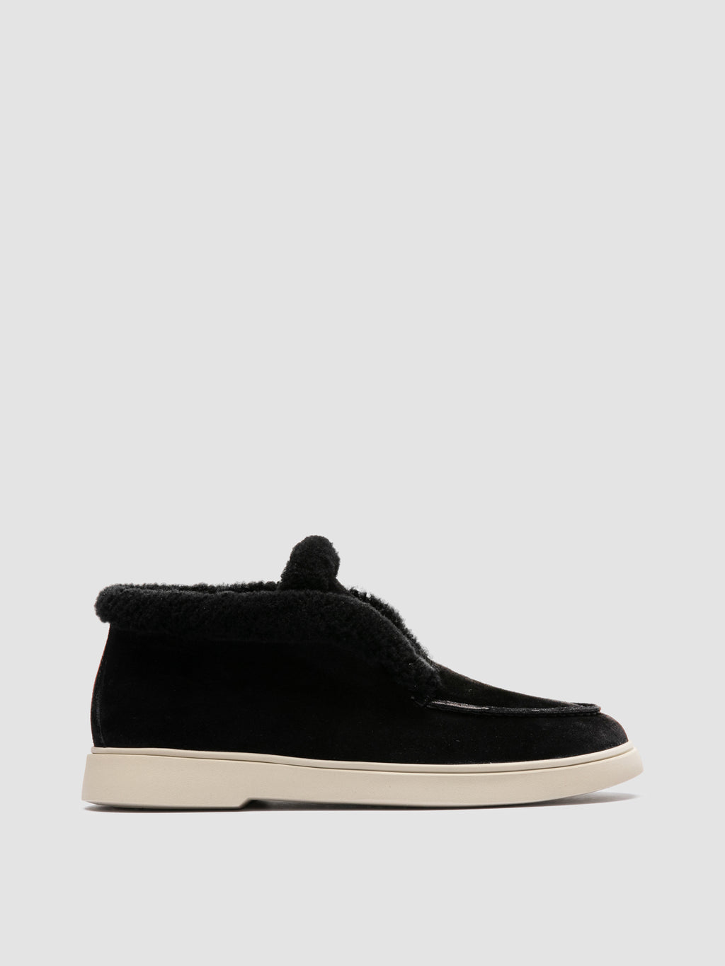 BONES 106 - Black Suede Chukka Boots
