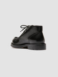 BOSS 018 - Derby in Pelle Nera