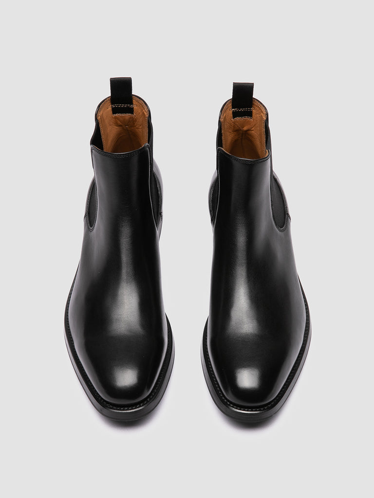 CONSULTANT 002 - Black Leather Chelsea Boots