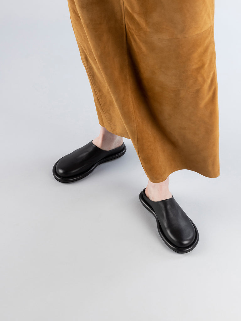 ESTENS 107 - Black Leather Mule Sandals Women Officine Creative - 6