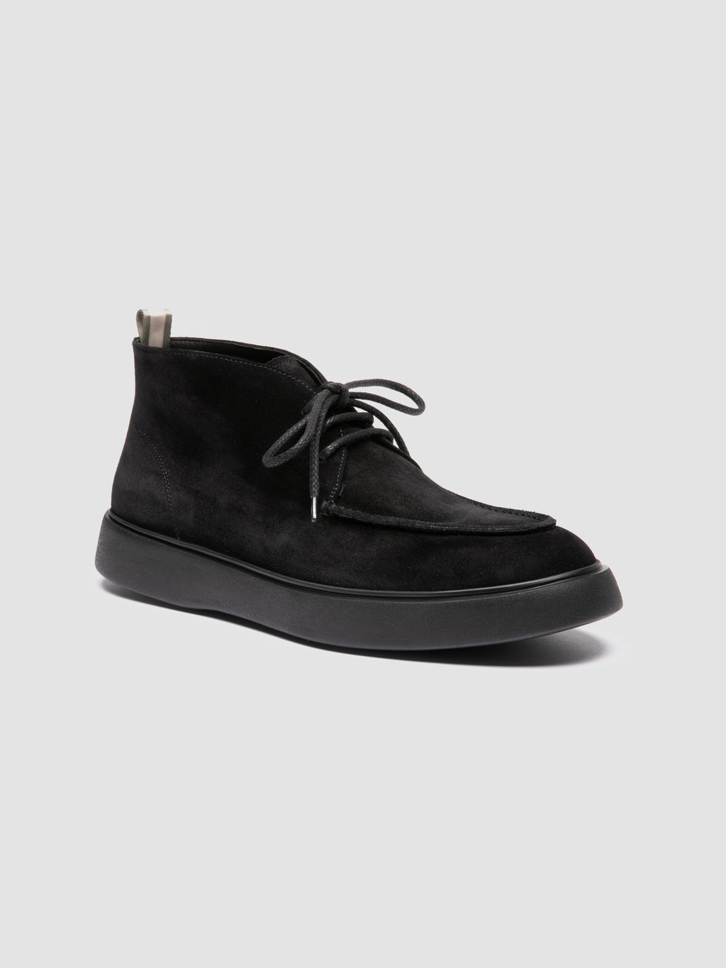 FRAME 002 - Brown Suede Chukka Boots