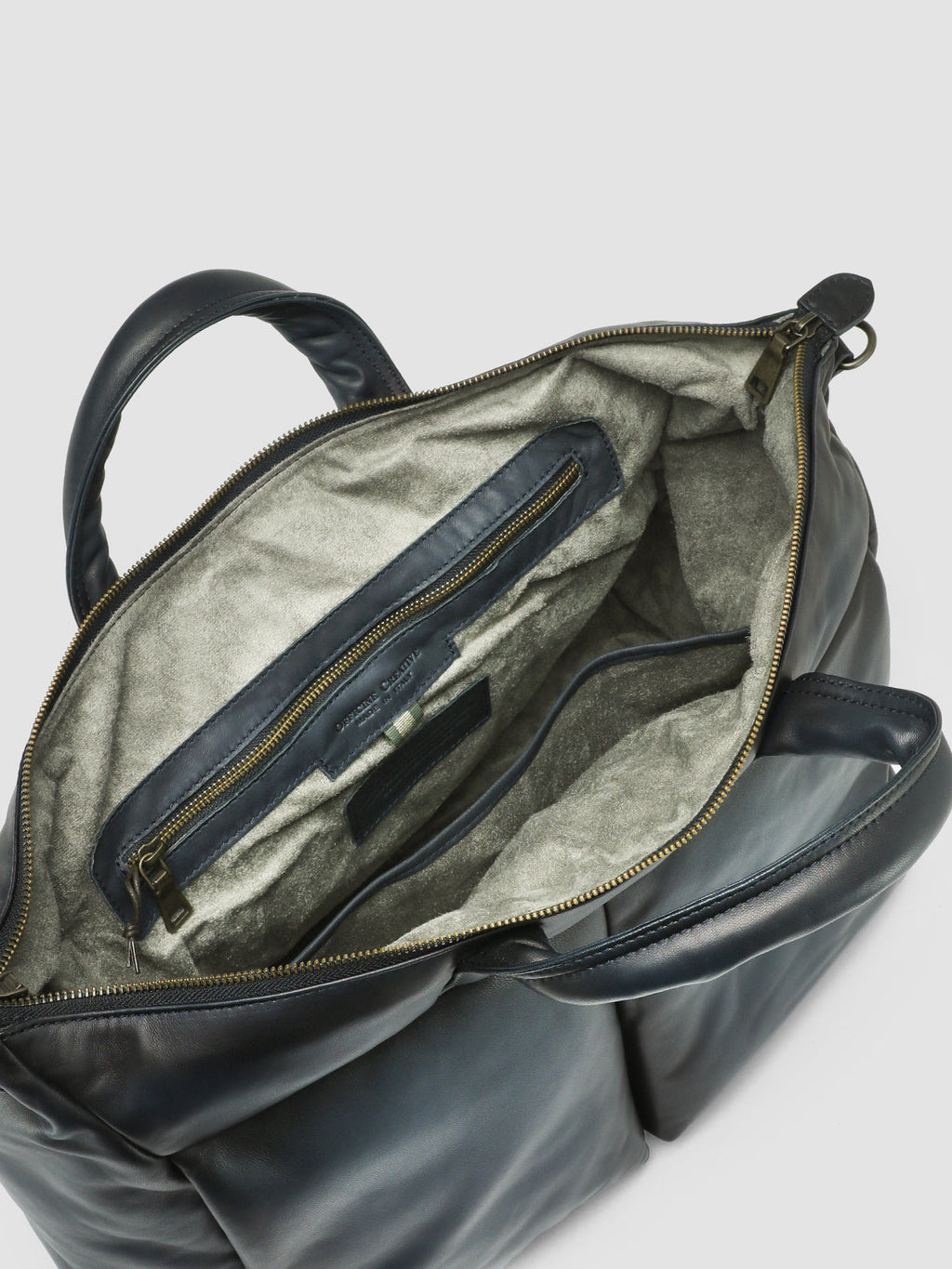 HELMET 31 - Blue Leather Weekender