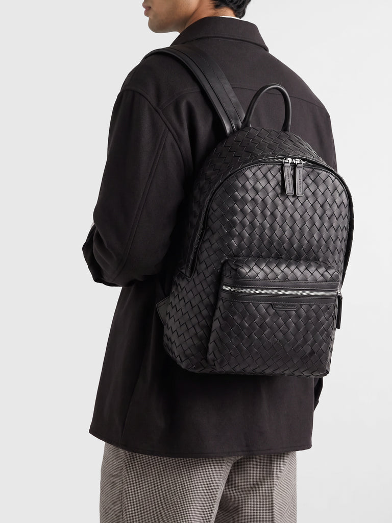 ARMOR 04 - Zaino in Pelle Intrecciata Nera-hover