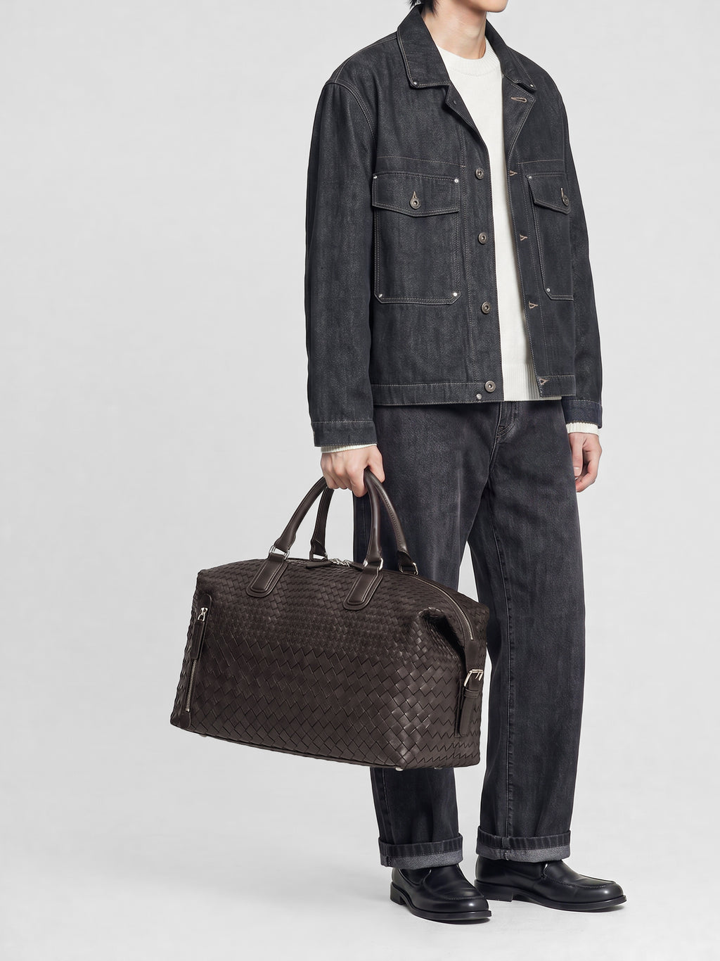 ARMOR 019 - Borsa da Viaggio in Pelle Marrone - image 2,side view