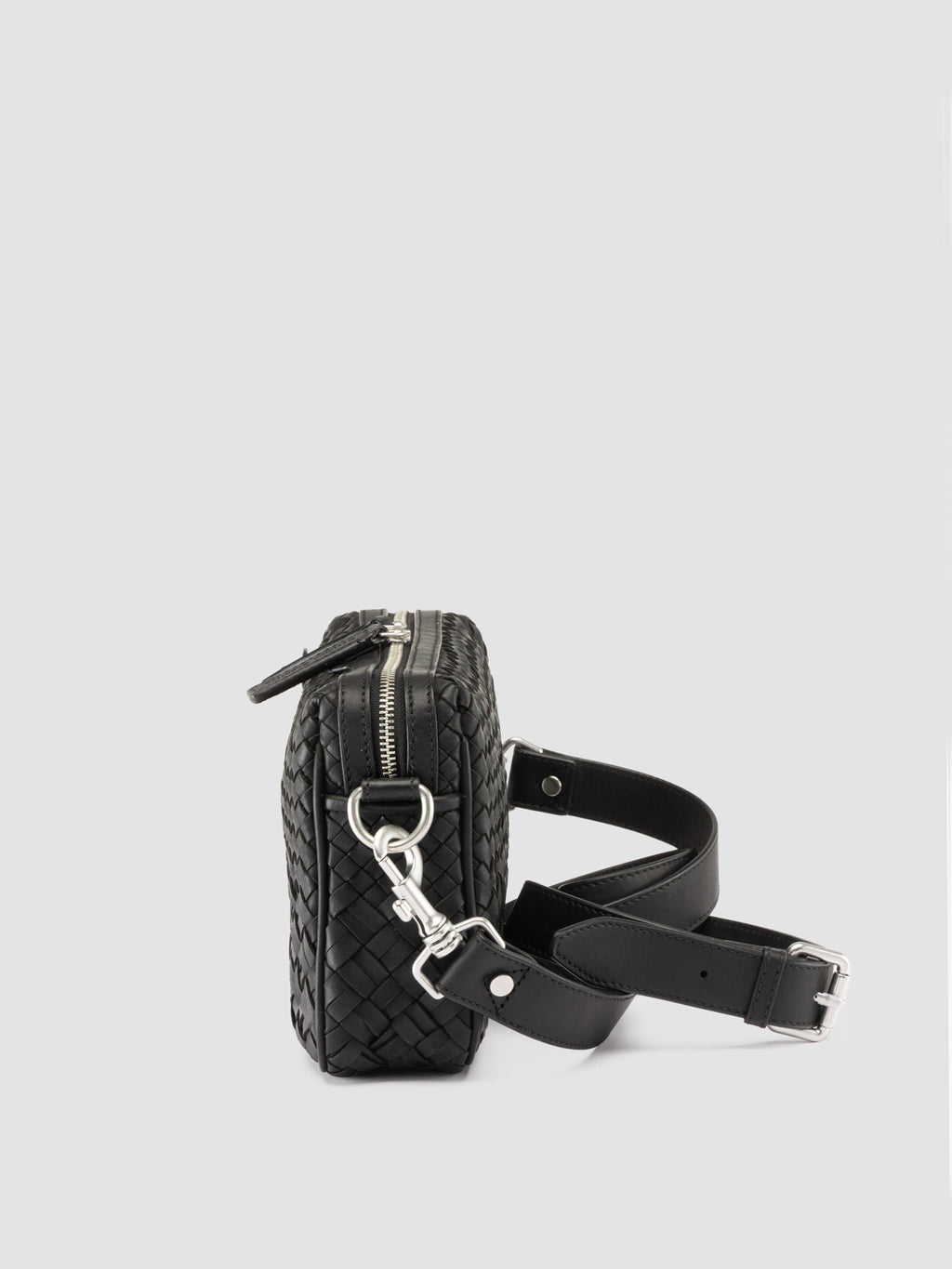 ARMOR 023 - Black Leather Pouch - image 5,side view