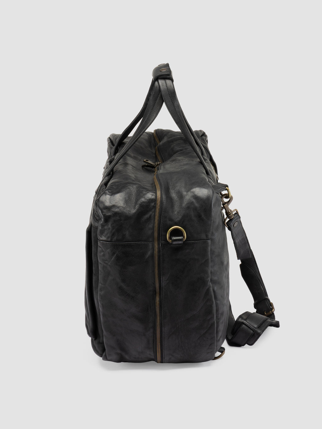 HELMET 056 - Borsa Weekender in Pelle Nera - image 5,side view
