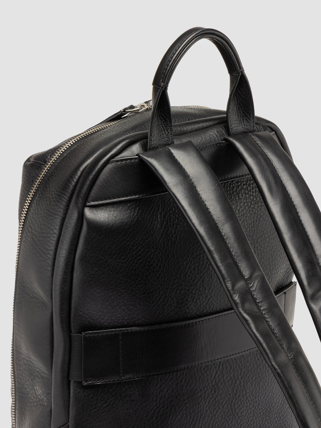 JULES 012 - Black Leather Backpack - image 6,side view