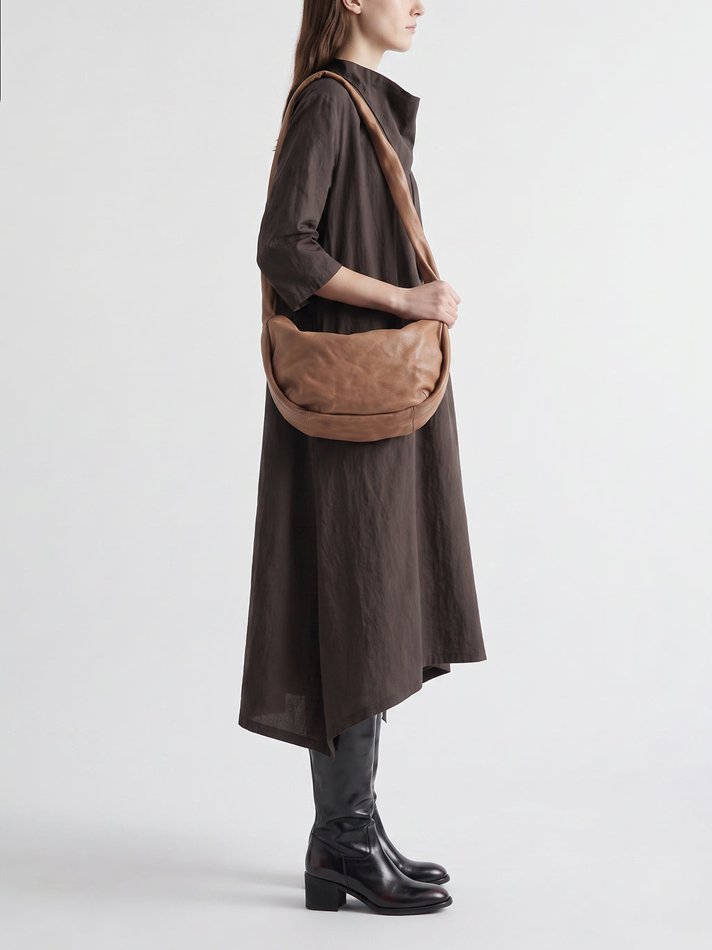 BOLINA 046 - Borsa Crossbody in Pelle Marrone - image 2,side view