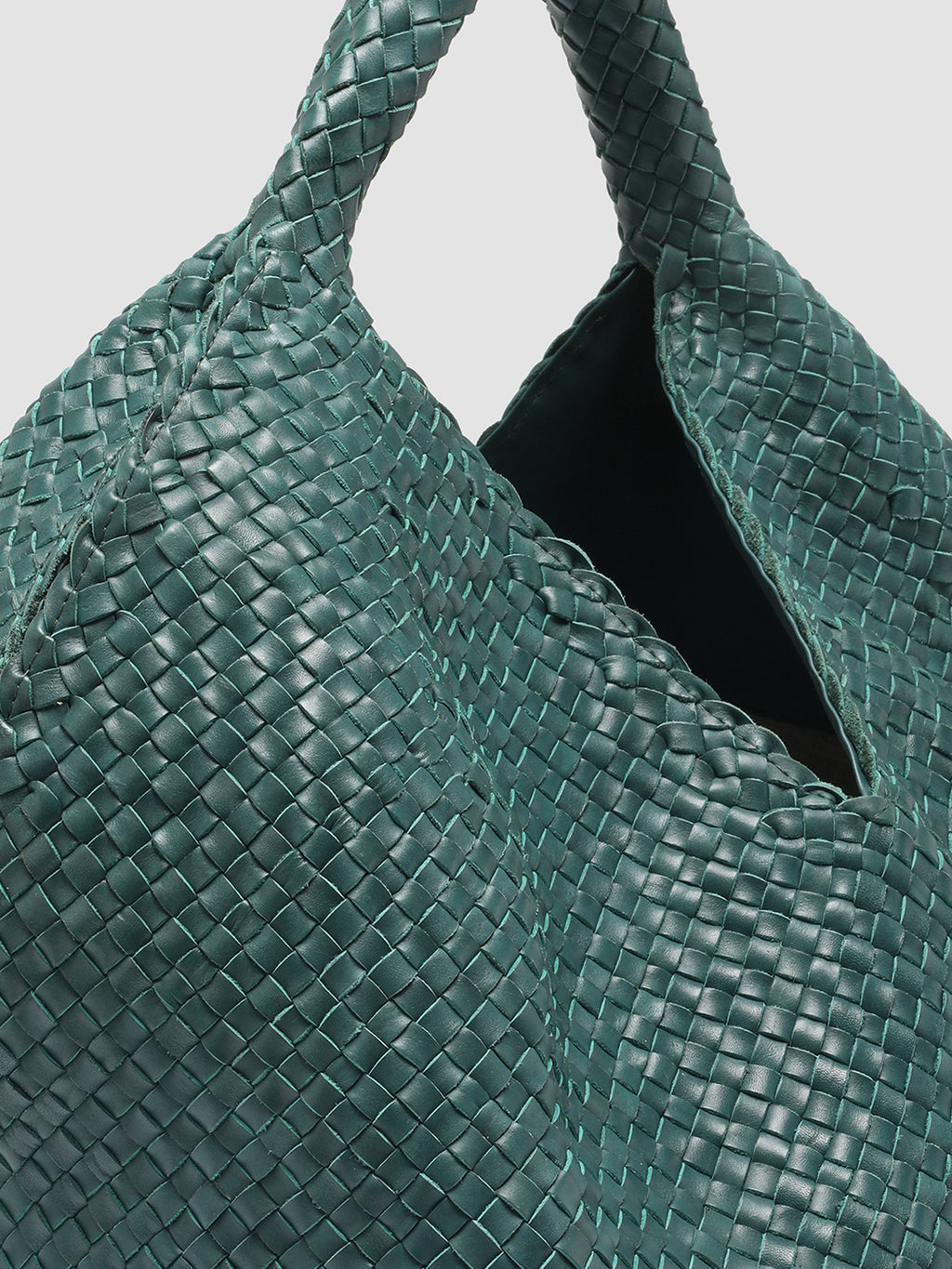 OC CLASS 056 Woven - Green Leather Handle Bag