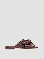 SUKI 007 - Slide in Pelle Bordeaux
