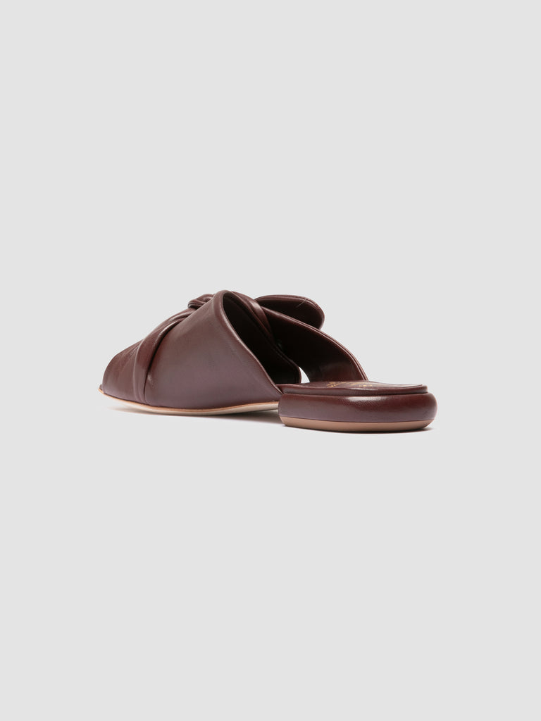 SUKI 007 - Slide in Pelle Bordeaux
