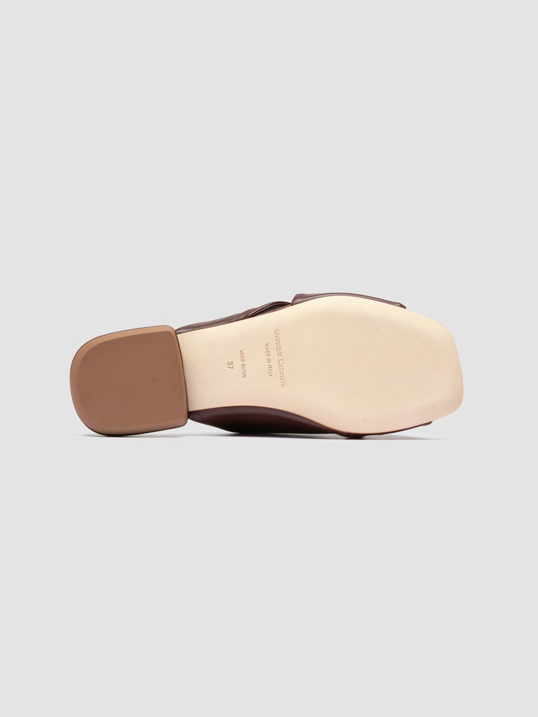 SUKI 007 - Slide in Pelle Bordeaux