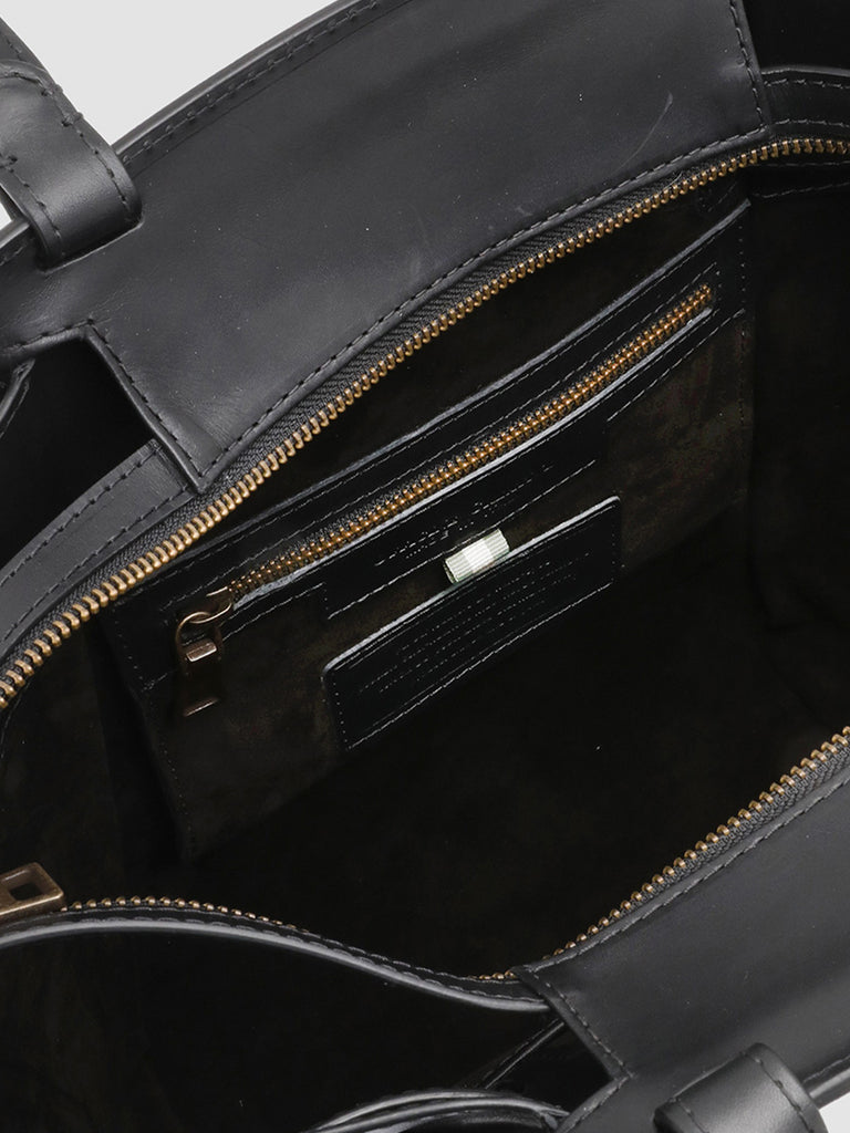 SADDLE 02 - Black Leather Hand Bag