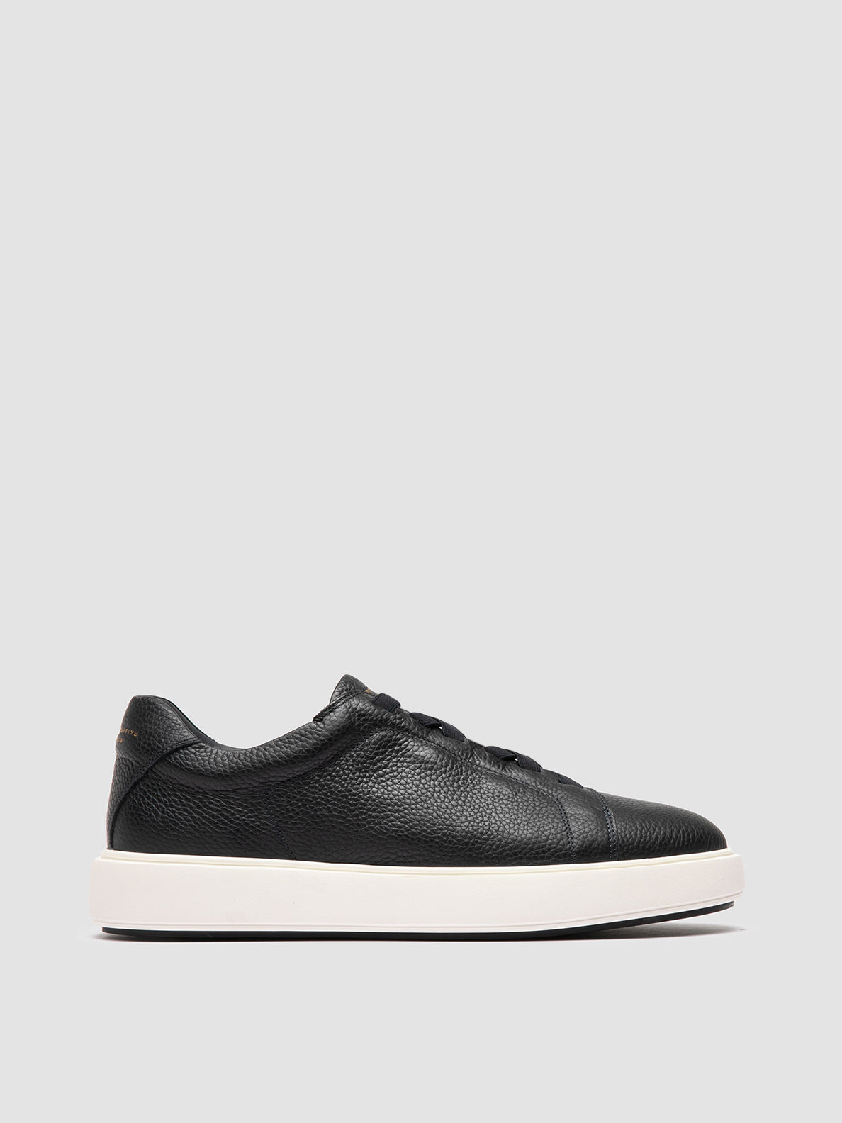 Officine Creative SLOUCH 001 Sneaker Basse in Pelle Blu