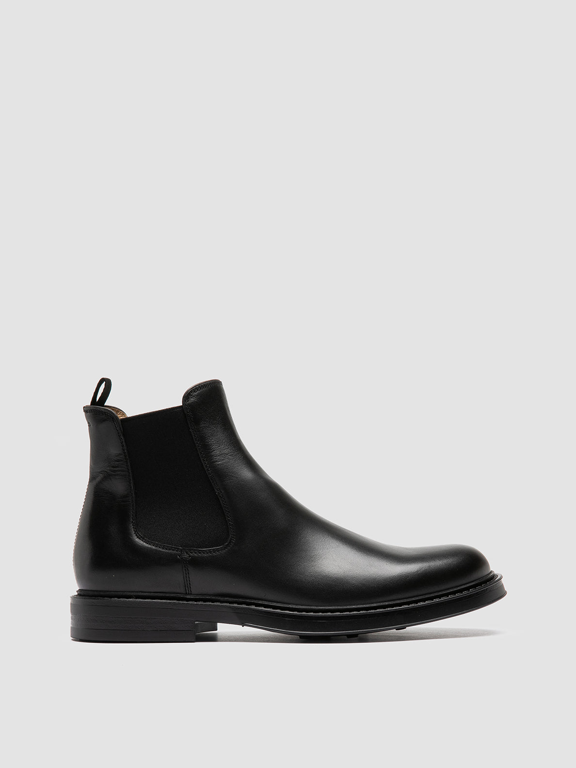 Officine Creative UNIFORM 005 Stivaletti Chelsea in Pelle Nera