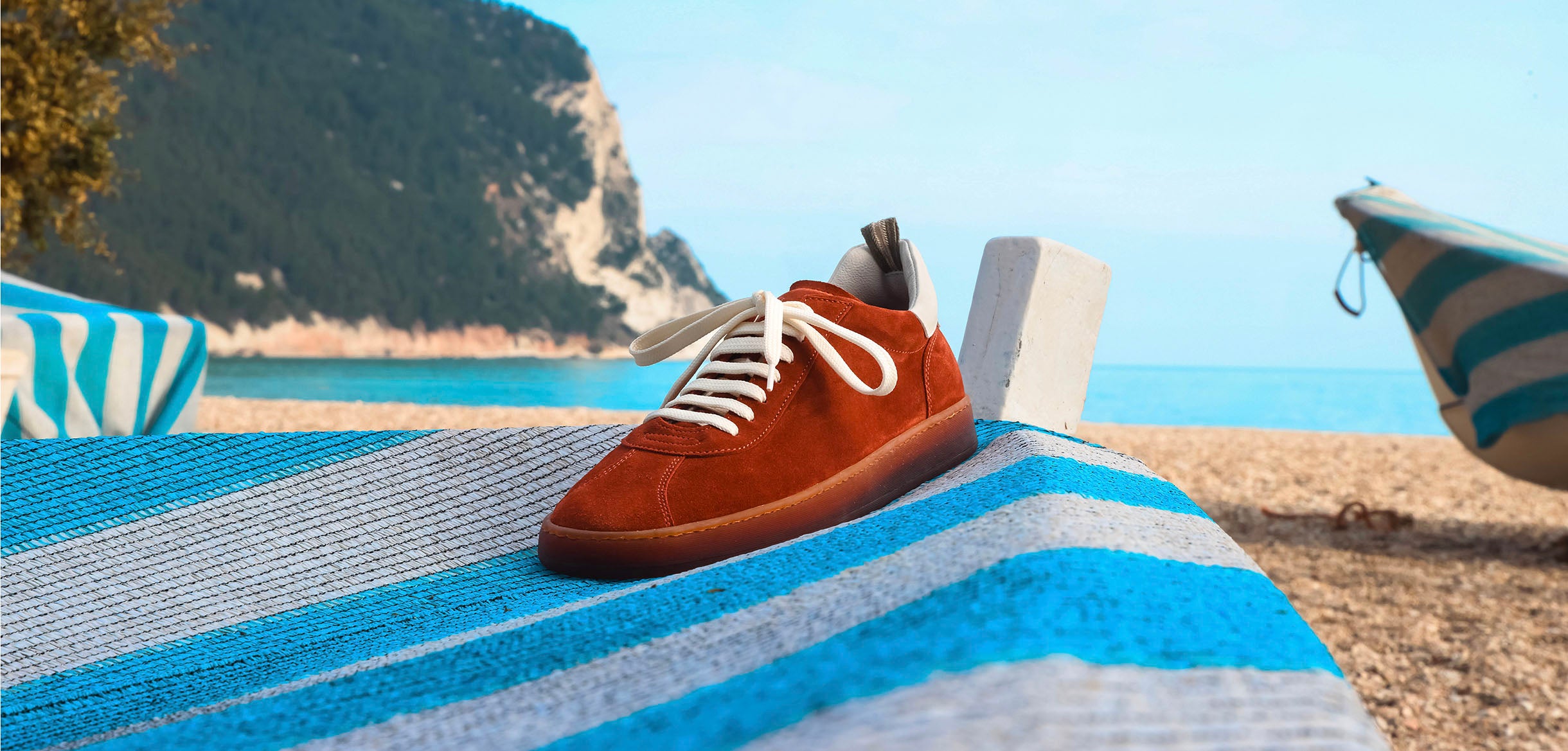 OFFICINE CREATIVE - Men's red suede sneakers